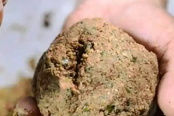 纯香型鱼饵1#鲫饵料介绍(纯香型鱼饵1#鲫饵料在成分、适用场景上如何介绍)插图2 纯香型鱼饵1#鲫饵料介绍(纯香型鱼饵1#鲫饵料在成分、适用场景上如何介绍)插图2