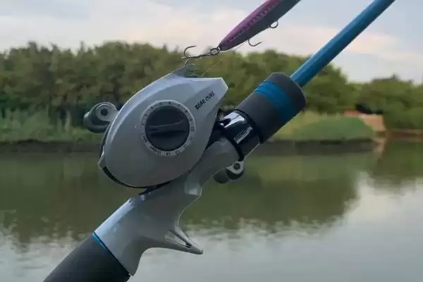 pe线适合用几编(根据不同钓法和鱼情，pe线适合选择几编使用呢)插图6