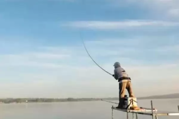 3月份刮什么风容易钓鱼(3月份刮不同风向的风对钓鱼有什么影响呢)插图3 3月份刮什么风容易钓鱼(3月份刮不同风向的风对钓鱼有什么影响呢)插图3