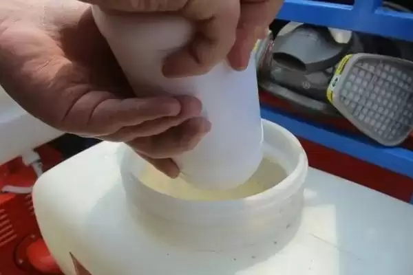 磷酸二氢钾如何兑水引关注,作物及使用方法影响兑水量解读插图1 磷酸二氢钾如何兑水引关注,作物及使用方法影响兑水量解读插图1