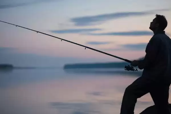 青鱼的钓法，4-6月和8-11月最佳垂钓时间解析插图5