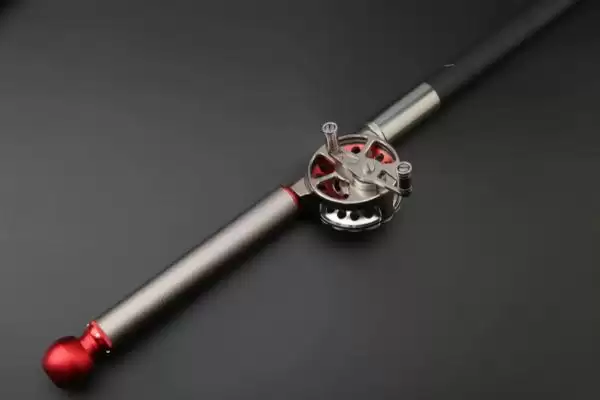 中通竿好用吗(中通竿效果远不如矶钓竿甚至前打竿)？插图2