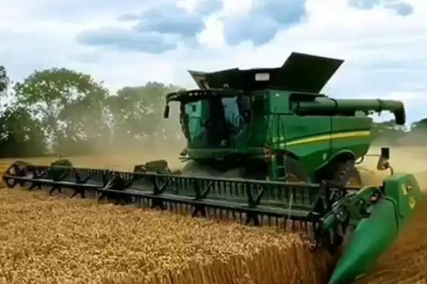 收割机故障排除技巧介绍(掌握收割机故障排除技巧短期内可恢复收割)？插图3