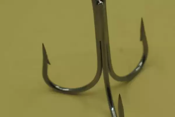 谷麦钓法适用鱼钩相关种类(谷麦钓法适合用哪种鱼钩，海夕钩、伊豆钩、千又钩均可使用)？插图1