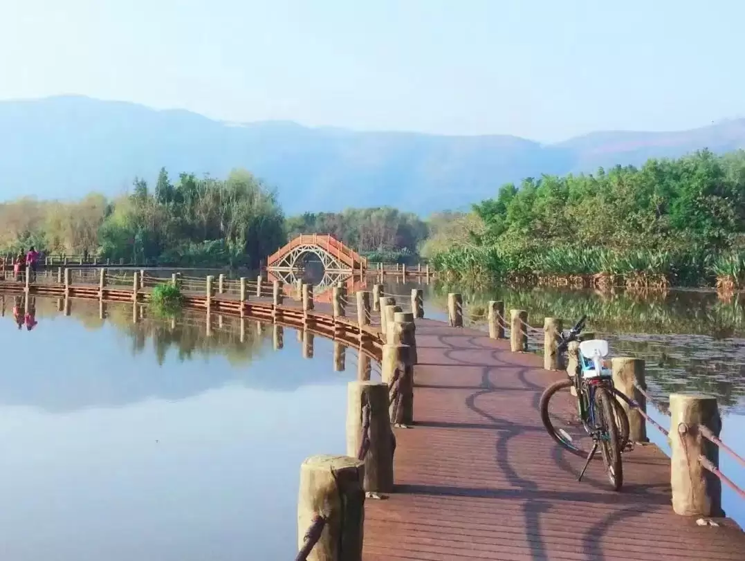 西昌:在邛海波光与泸山翠影间,邂逅一场诗意栖居插图3 西昌:在邛海波光与泸山翠影间,邂逅一场诗意栖居插图3