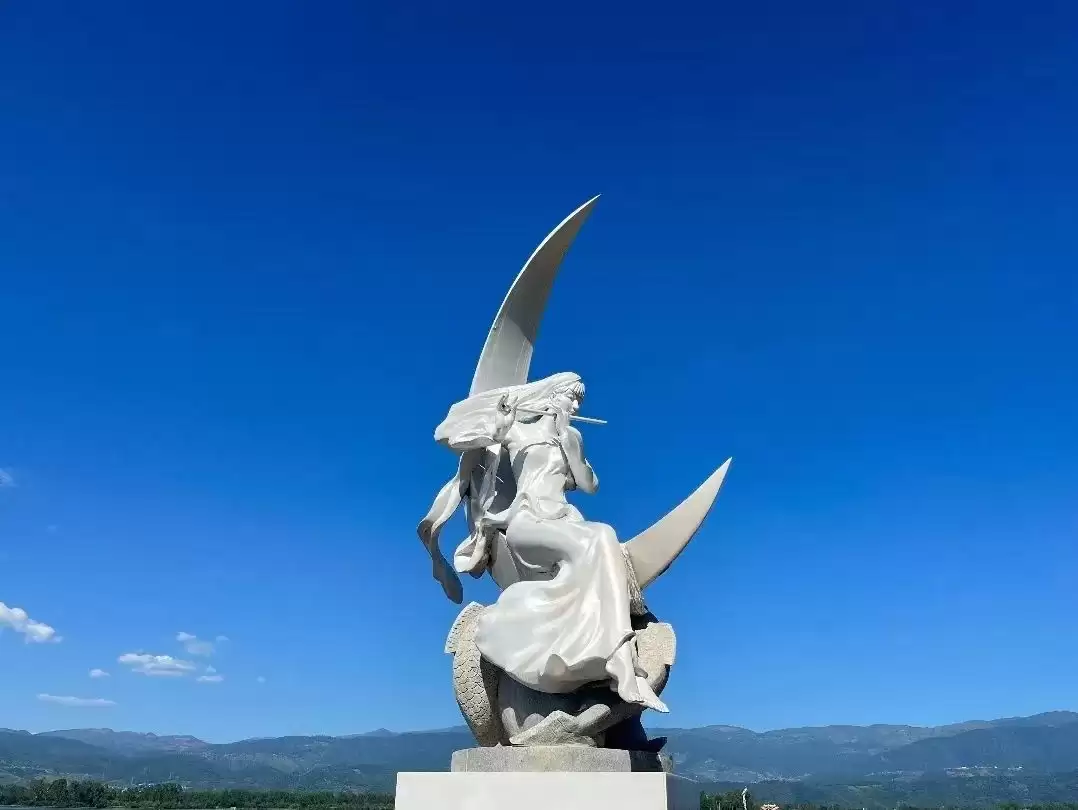 西昌:在邛海波光与泸山翠影间,邂逅一场诗意栖居插图8 西昌:在邛海波光与泸山翠影间,邂逅一场诗意栖居插图8