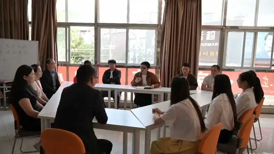从800元底薪到掌舵30人平台 朱仁华：以实干反哺家乡的青春答卷插图4