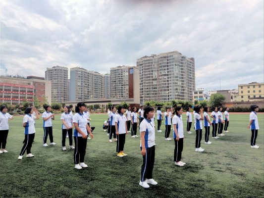 会东县和文中学蹢脚舞-会东网