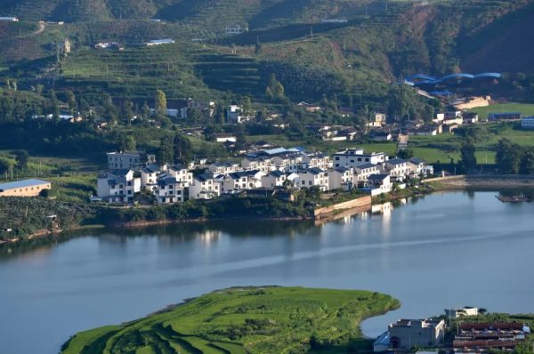 会东新开发的3A级景区花湖(川滇明珠会东旅游)