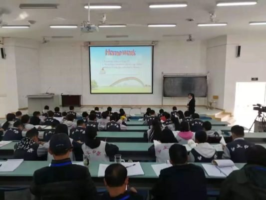 会东和文中学教师风采