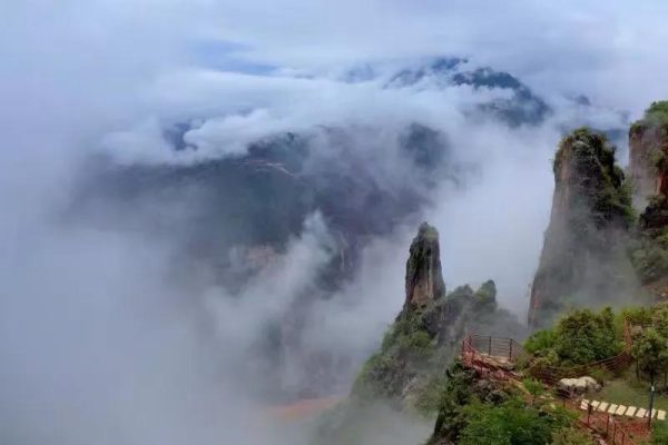 川滇明珠，会东老君峰插图