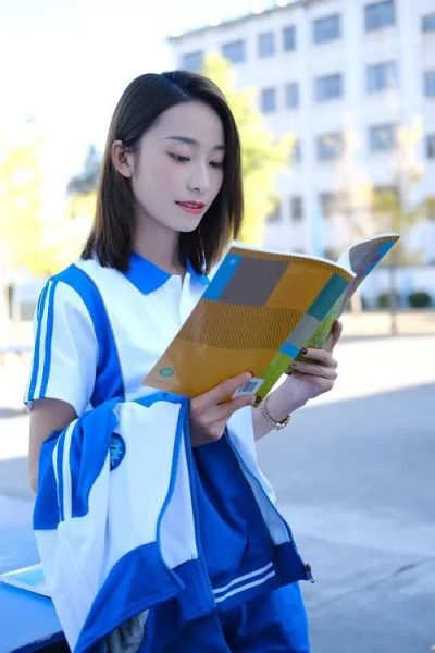 潜心教育筑梦成长—姜州中学教师风采插图14