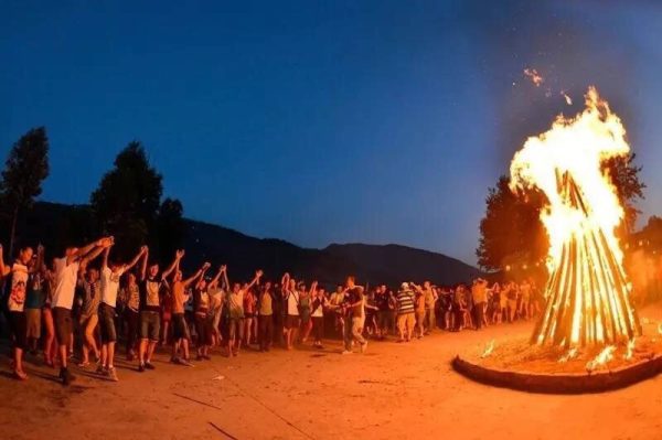 四川凉山州全国最大火把节取消了!插图6 四川凉山州全国最大火把节取消了!插图6