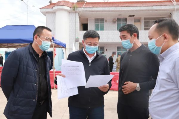 会东县委书记环江红到山北梁子疫情防控综合卡点检查-会东网