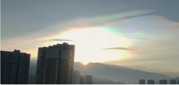 会东网，11月11日会东的网友拍摄到了罕见白云-会东网