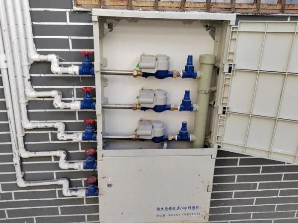 会东网报道，6月，会东县启动了城南老旧小区改造项目-会东网