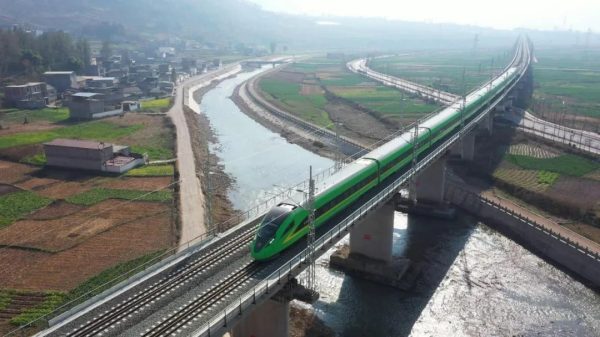 川滇明珠，12月26日，新成昆铁路峨眉至冕宁段建成通车-会东网