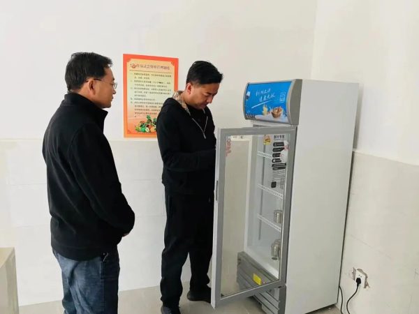 川滇明珠动态，12月10日，海波到溜姑乡中心校食堂-会东网