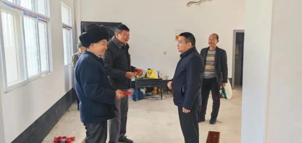 会东，1月18日，李刚勇到松坪镇、溜姑乡、参鱼中学等地调研插图