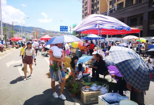 会东镇彩云街103号二楼美食？-会东网