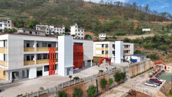 会东县努力打造一流营商环境，推动经济社会高质量发展！插图1