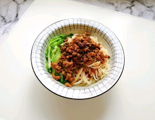 豆角炒肉拌面的做法?木瓜肉片炒毛豆的做法？插图