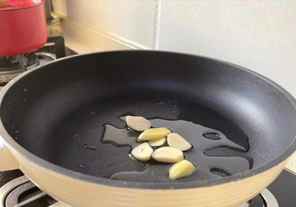 【会东美食】江团鱼三汁焖锅,口感鲜嫩酱香浓郁,让你口水四溢!插图5 【会东美食】江团鱼三汁焖锅,口感鲜嫩酱香浓郁,让你口水四溢!插图5