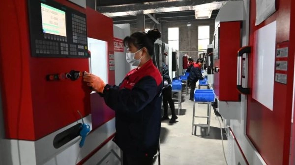 会东：小岔河特色产业园区正式投产 助力县域经济转型升级插图3