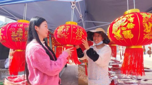 会东迎新春：年货市场繁忙，年味浓情满街巷-会东网