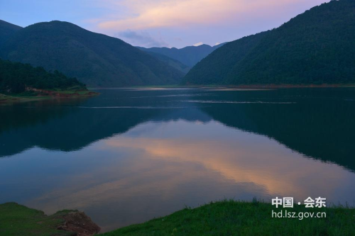 夏天避暑到会东县嘎吉镇龙滩水库-会东网