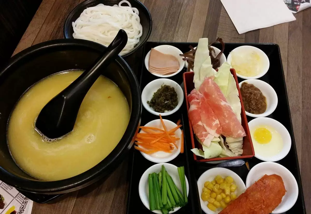 5款云南经典小吃，当地人最爱，遇见千万别错过插图1