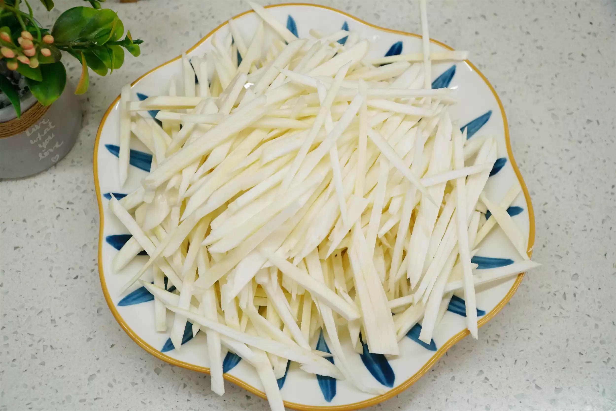 天热首选：聪明人夏季多吃2样“黄金菜”插图2