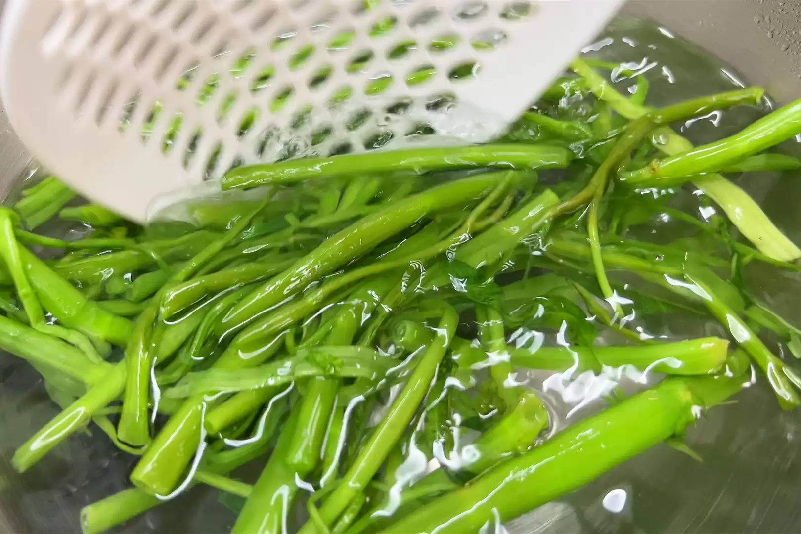 炒空心菜秘籍：三个窍门打造翠绿佳肴插图6