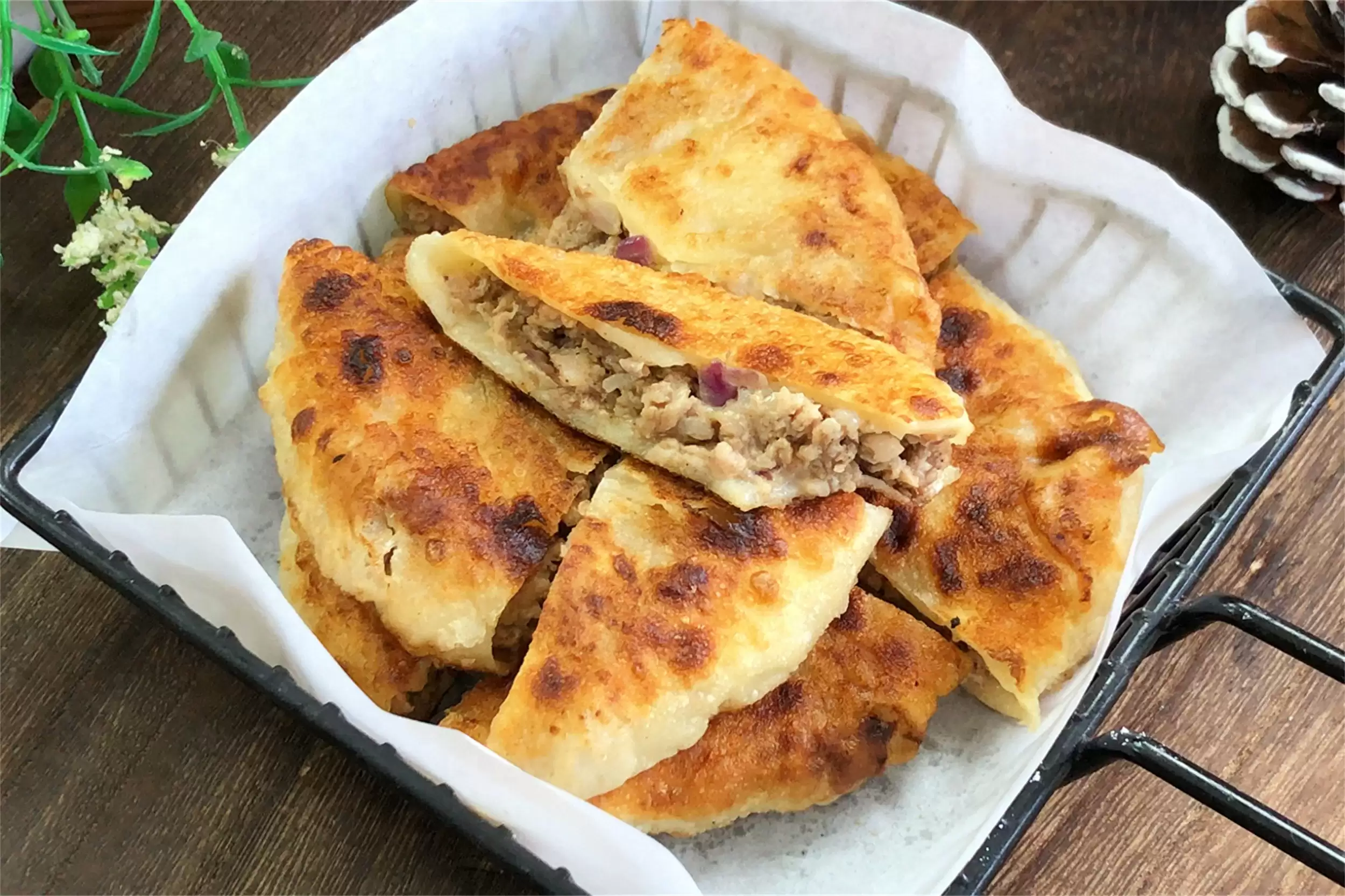 媳妇最爱馅饼揭秘,两种食材成就美味-会东网