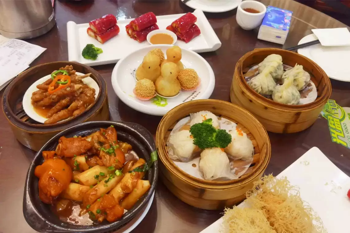 中国10大老字号饭店，金字招牌长盛不衰插图12