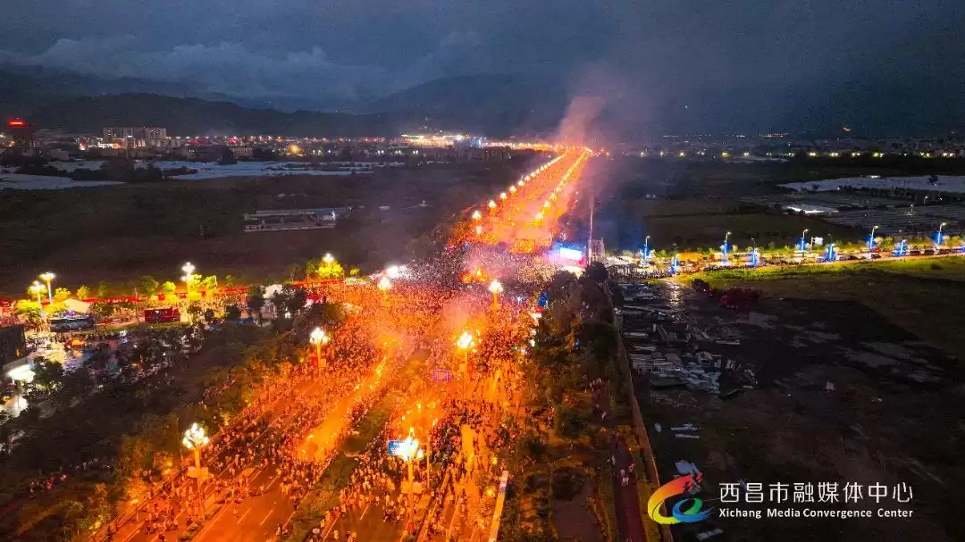 视觉盛宴：2024年凉山彝族火把节精彩画面回顾！插图24