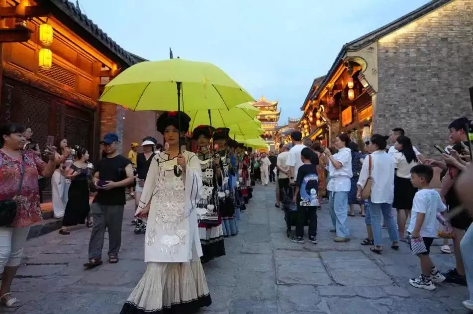 西昌今夏因“阿昌”出圈，高频聚焦整版报道热议！插图45