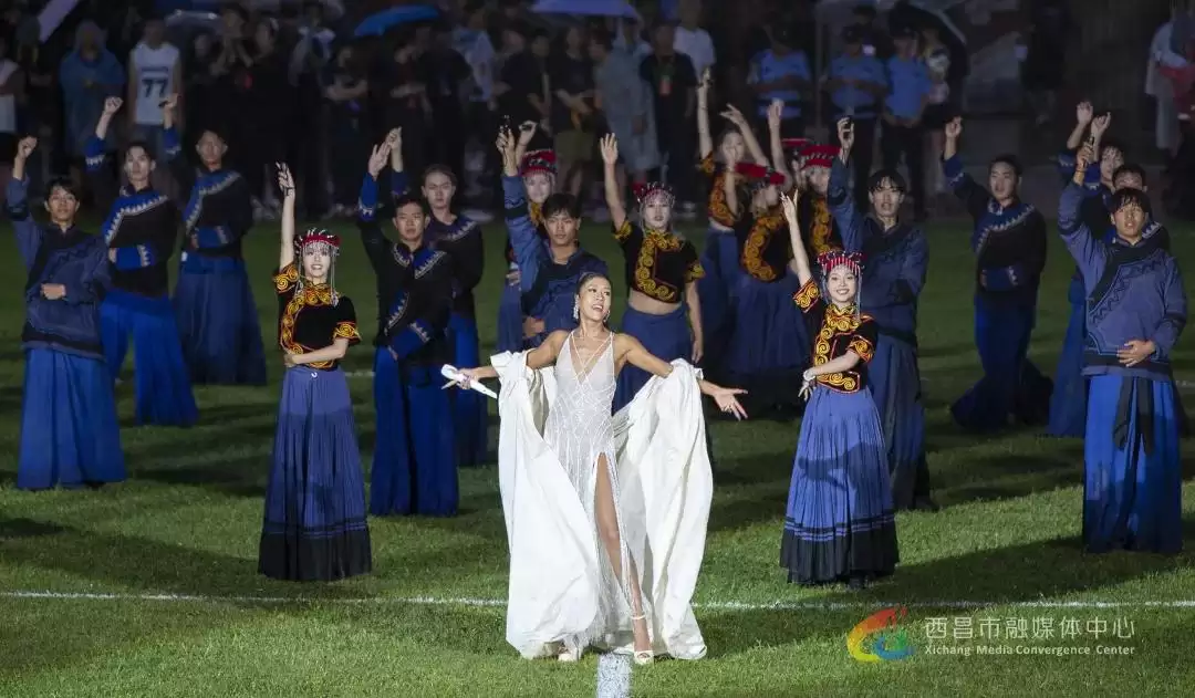 视觉盛宴：2024年凉山彝族火把节精彩画面回顾！插图44