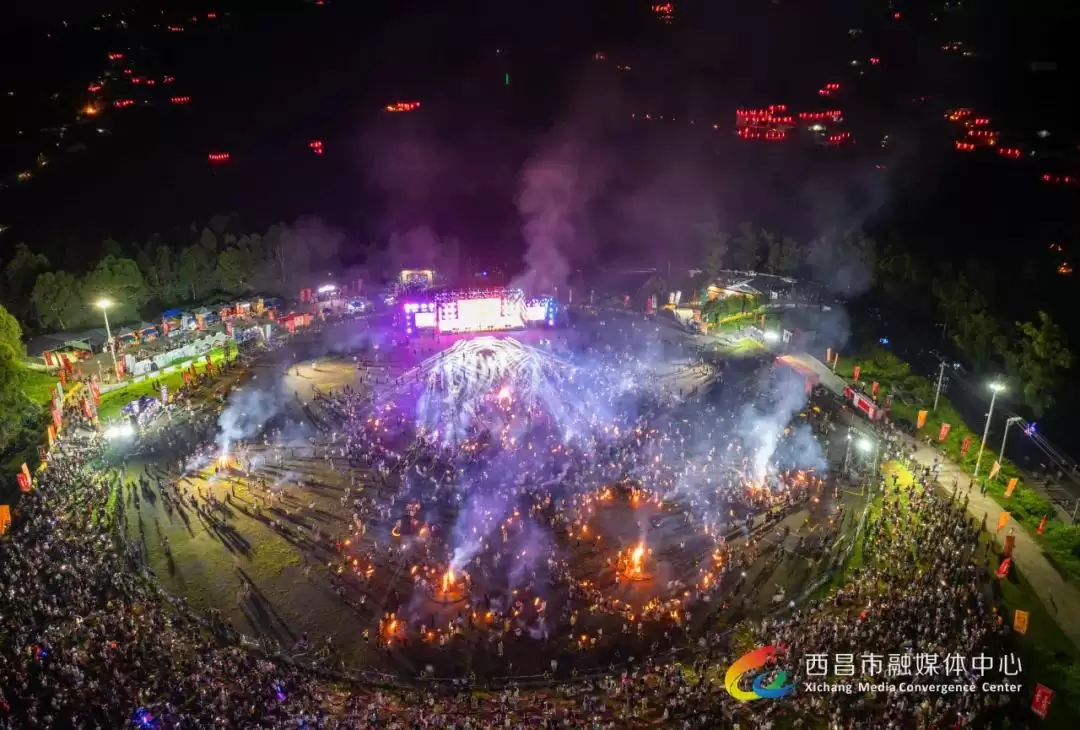 视觉盛宴：2024年凉山彝族火把节精彩画面回顾！插图15