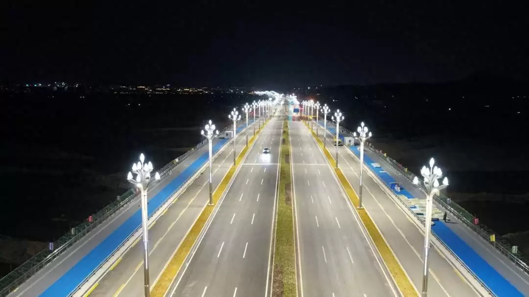 西昌人出行大变迁,从“用脚丈量”到“日行千里”!-会东网