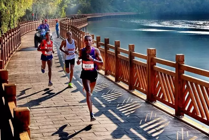 “西马”报名8月9日开启，25000人规模赛道升级！插图1