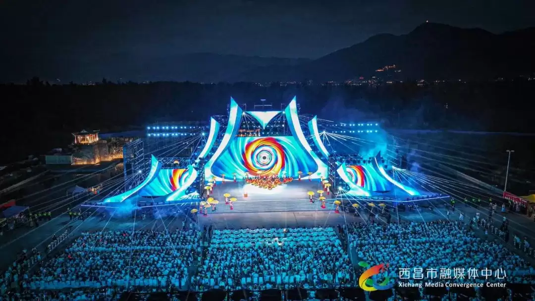 视觉盛宴：2024年凉山彝族火把节精彩画面回顾！插图1