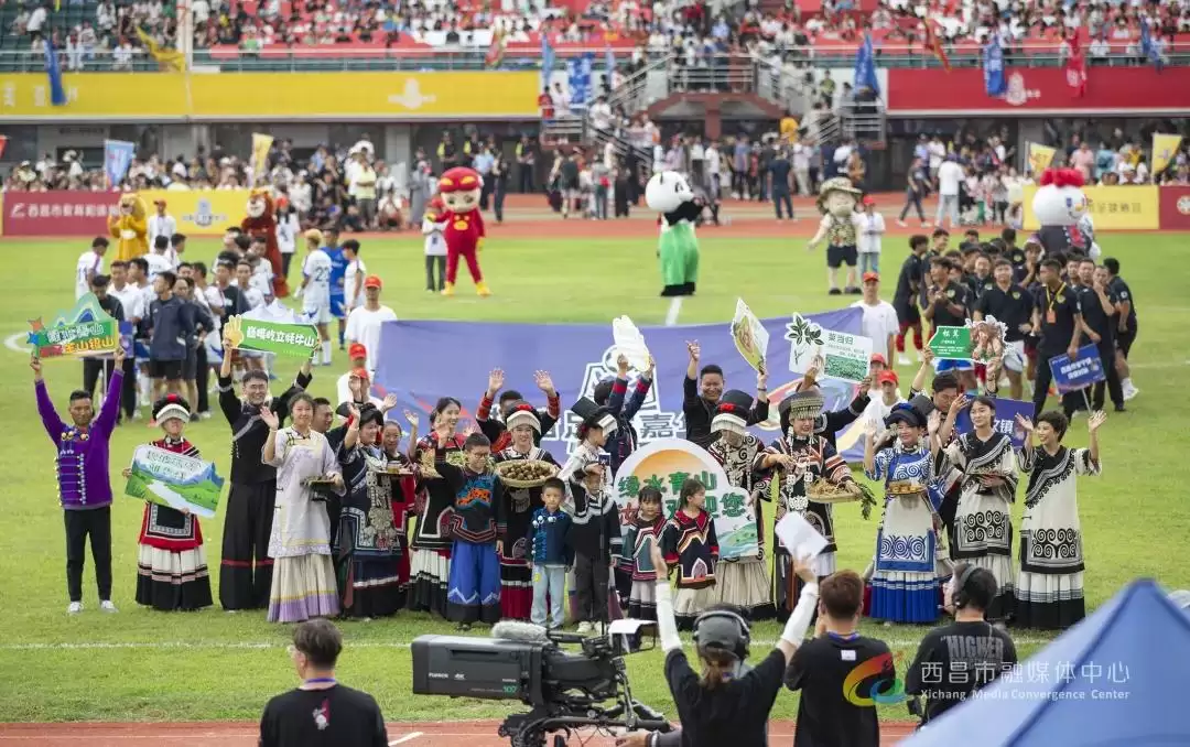 视觉盛宴：2024年凉山彝族火把节精彩画面回顾！插图37