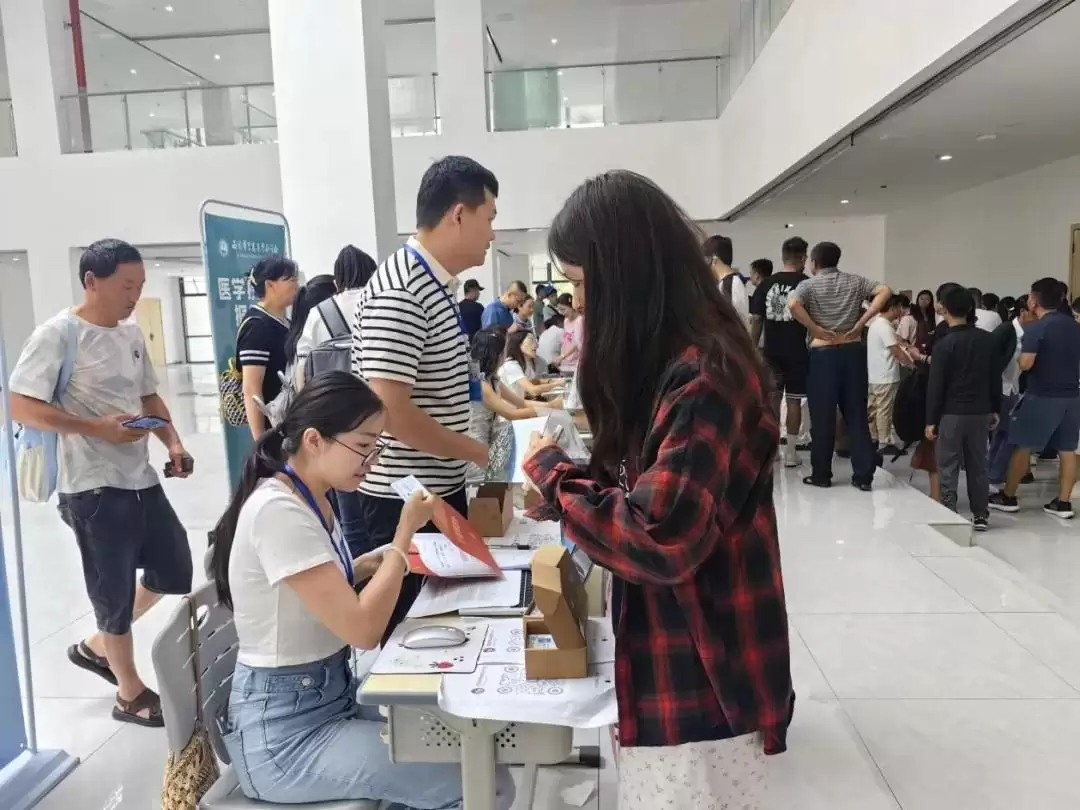 西昌医学高等专科学校迎来建校首批新生入学！插图5