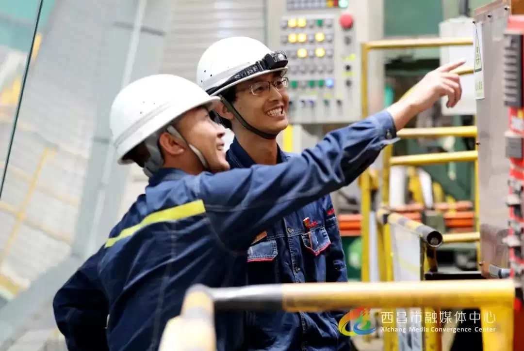 西昌市摄影家协会作品展，钢铁职工风采尽展现！插图3