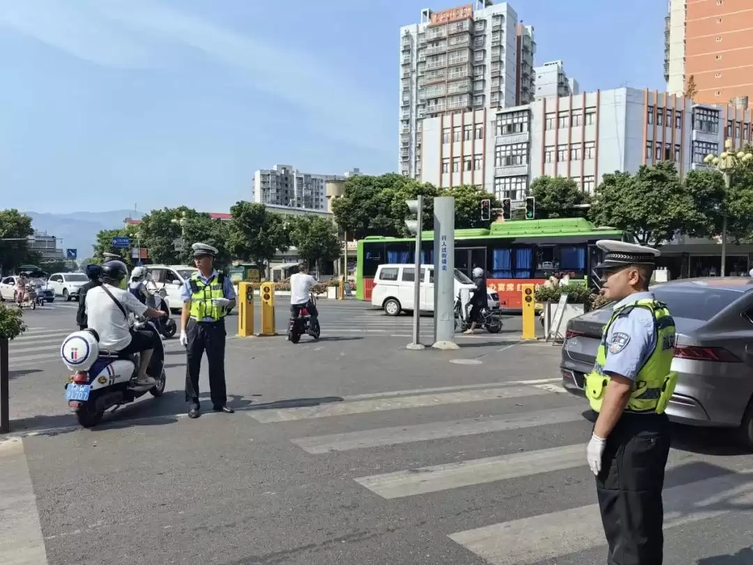 西昌高温下坚守者，战高温不服“暑”致敬拼搏精神！插图1