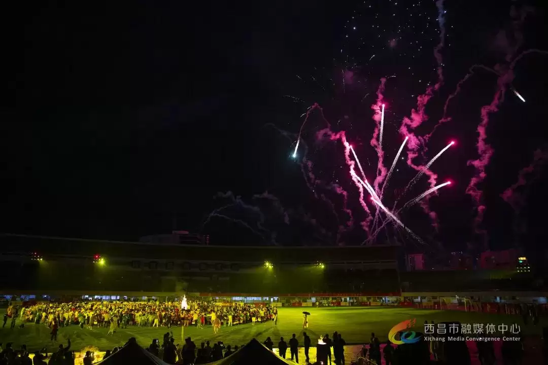 视觉盛宴：2024年凉山彝族火把节精彩画面回顾！插图51