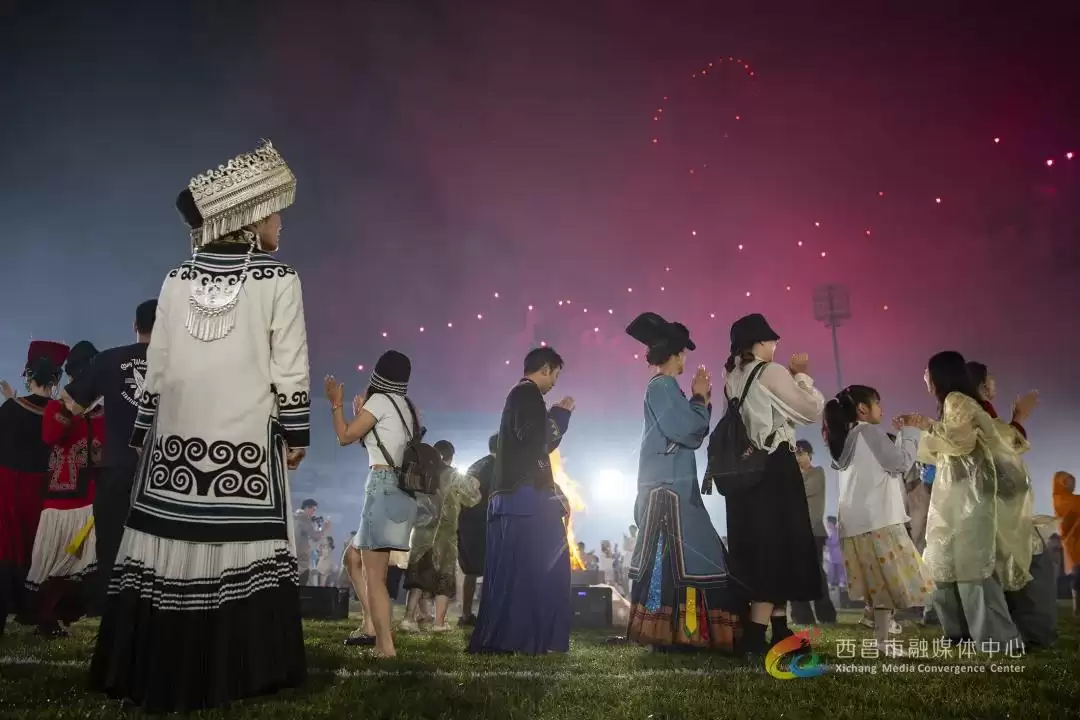 视觉盛宴：2024年凉山彝族火把节精彩画面回顾！插图55