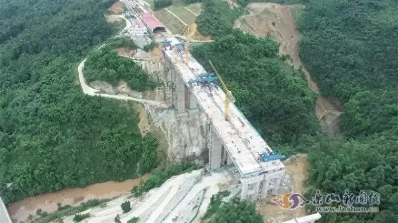 乐西高速已贯通83.85％，建设取得重大进展成果！-会东网