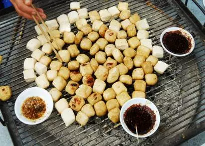 云南美食：舌尖上的多彩盛宴插图